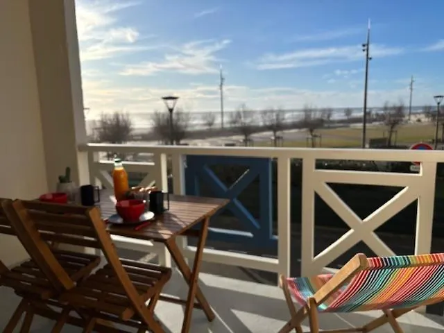 Apartment Mapalou Balcony Ocean View Cozy Downtown Parking