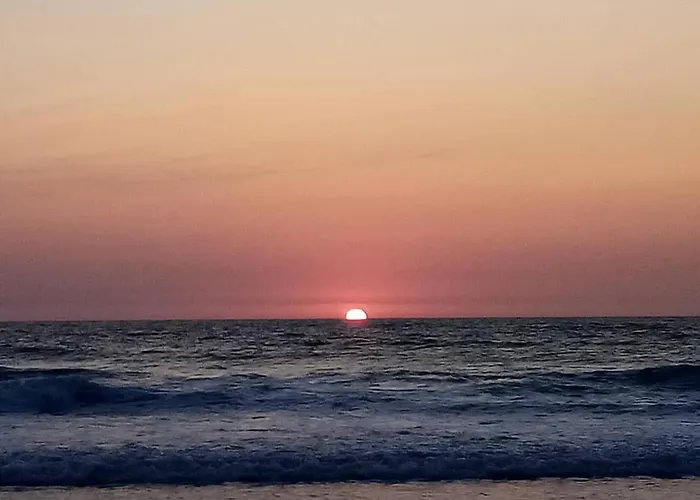 Mapalou Balcony Ocean View Cozy Downtown Parking *