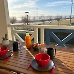 Mapalou Balcony Ocean View Cozy Downtown Parking Apartment *
