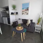 Mapalou Balcony Ocean View Cozy Downtown Parking Apartment